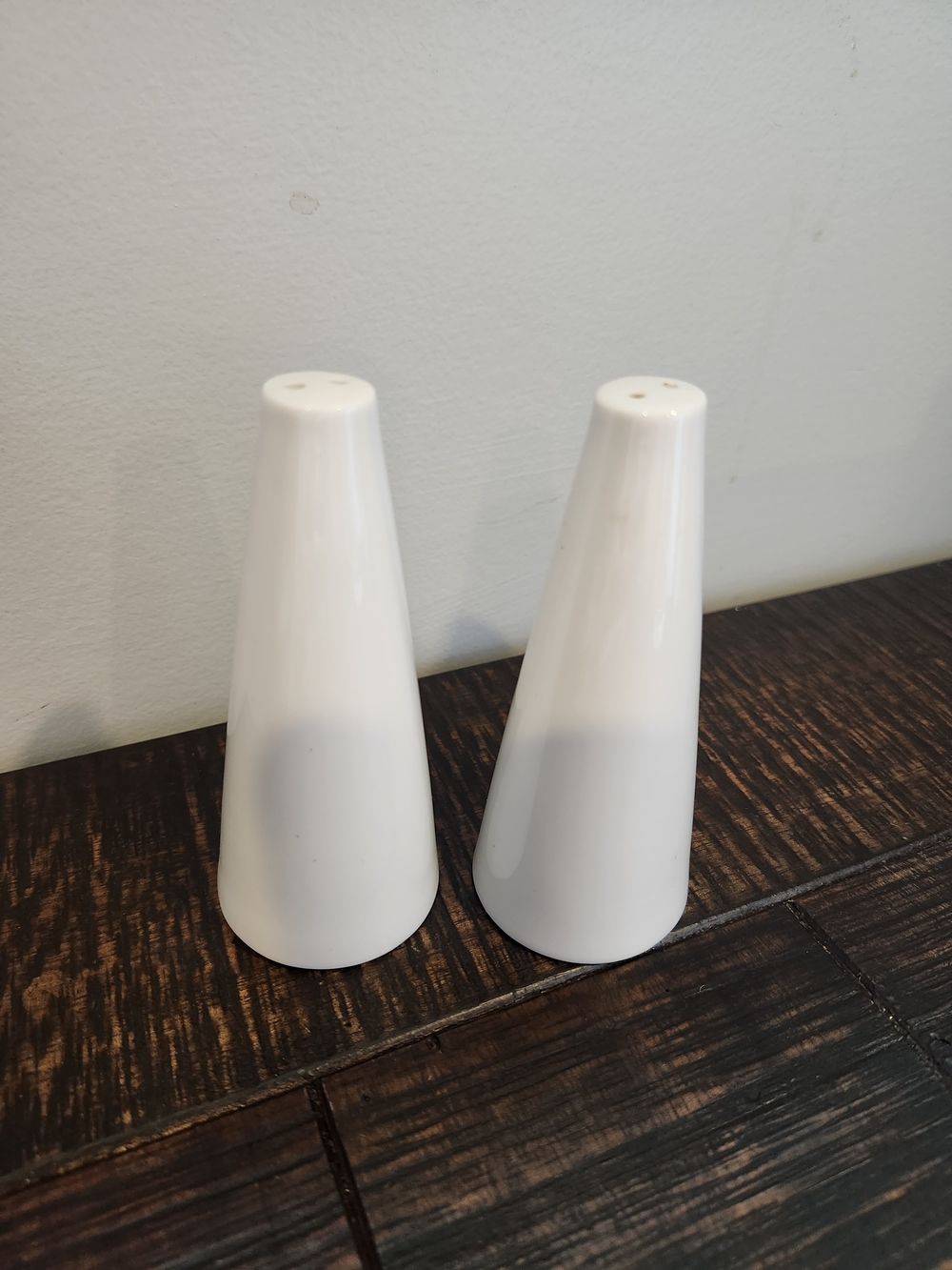 Vintage Japanese Ceramic Salt Shakers, Japan Mark, Set of2, clean, no cracks